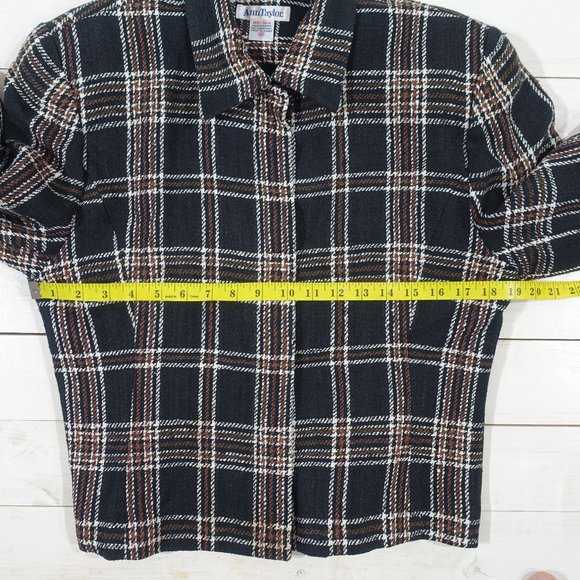 Vintage Ann Taylor Woven Silk 4 Button Blazer - Picture 8 of 10